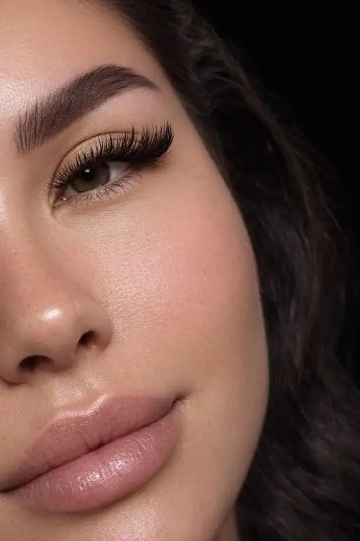 Lash extensions by BookMyNail
